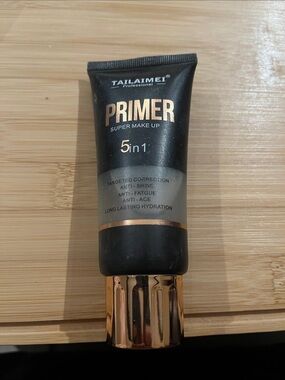 (NWT) TAILAIMEI 5-in-1 Makeup Primer — Black & Gold